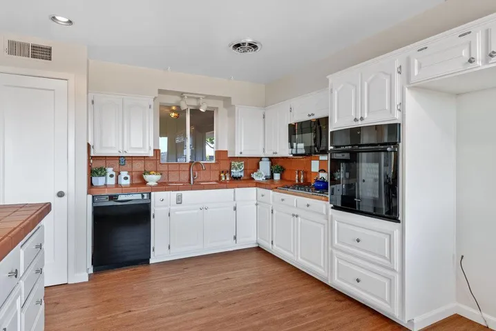 260 King Krest Lane, Aptos, California 95003