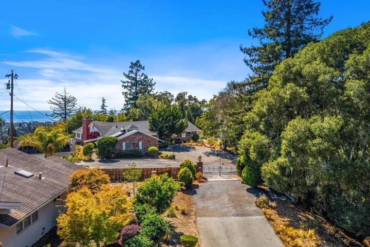 260 King Krest Lane, Aptos, California 95003