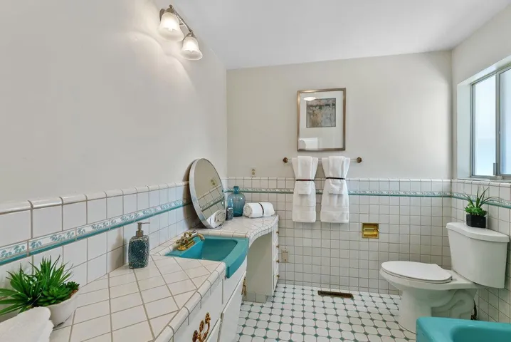 260 King Krest Lane, Aptos, California 95003