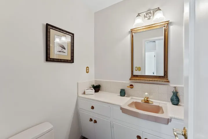260 King Krest Lane, Aptos, California 95003