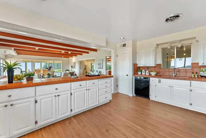 260 King Krest Lane, Aptos, California 95003