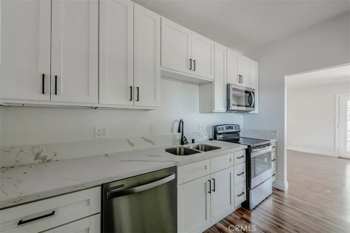 31765 Neuma Drive, Cathedral City, California 92234