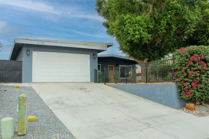 31765 Neuma Drive, Cathedral City, California 92234