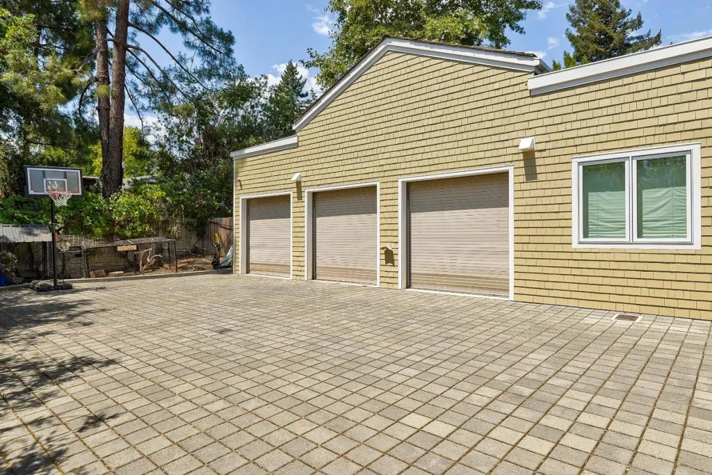 848 Nash Road, California home-pic-41
