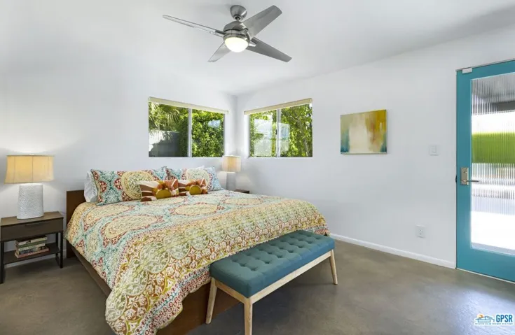 242 Cerritos Drive, Palm Springs, California 92262