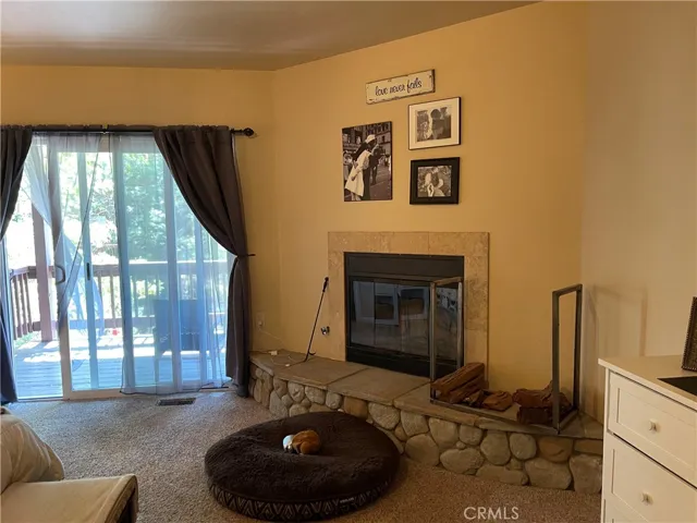1060 Sandalwood Drive, Lake Arrowhead, California 92352