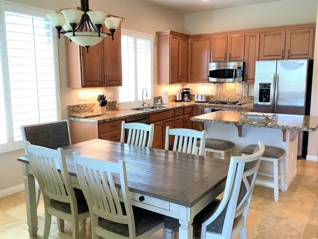 Dining_Kitchen