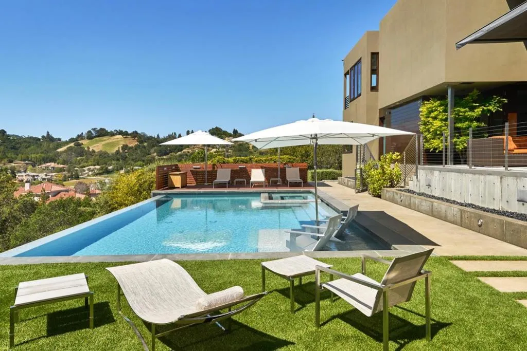 24301 Elise Court, California home-pic-37