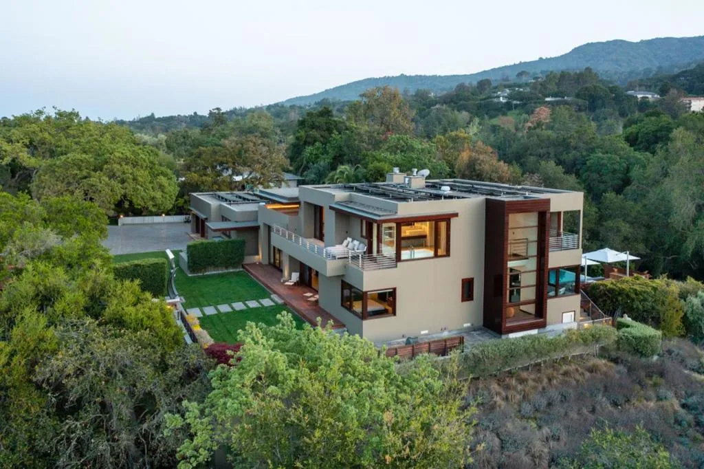 24301 Elise Court, California home-pic-48