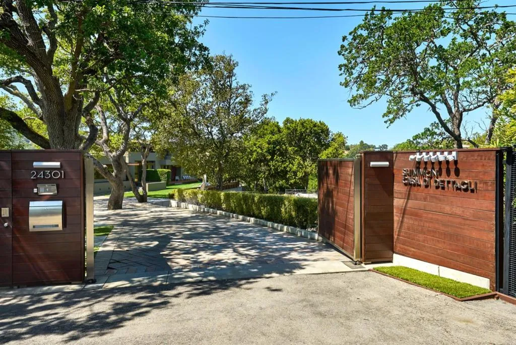 24301 Elise Court, California home-pic-28