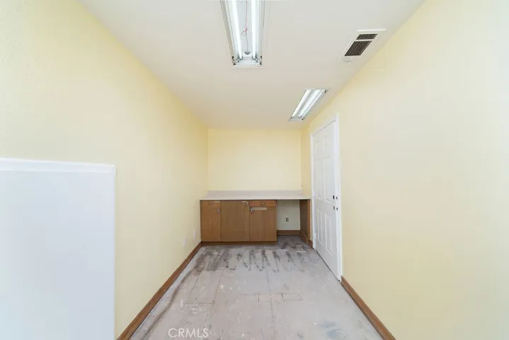 320 S Main Street, Santa Ana, California 92701
