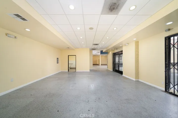 320 S Main Street, Santa Ana, California 92701