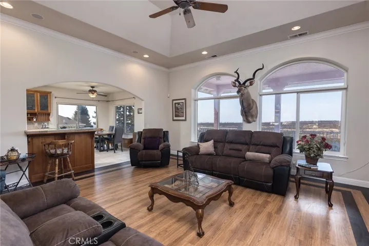 4575 Sunset Oaks Drive, Paradise, California 95969