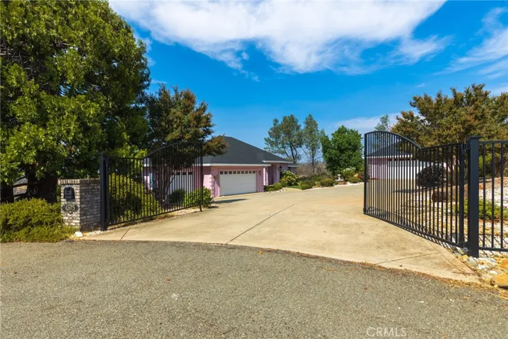 4575 Sunset Oaks Drive, Paradise, California 95969