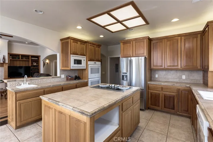 4575 Sunset Oaks Drive, Paradise, California 95969