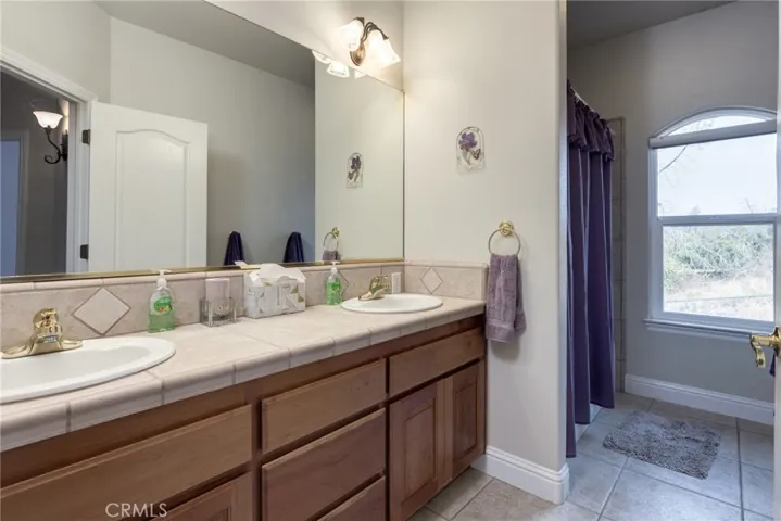 4575 Sunset Oaks Drive, Paradise, California 95969