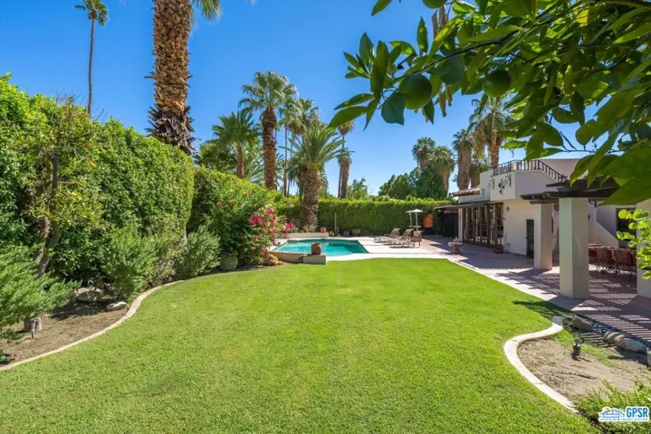 354 E Valmonte Sur, Palm Springs, California 92262