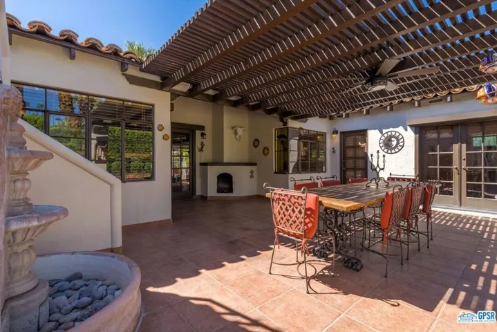 354 E Valmonte Sur, Palm Springs, California 92262