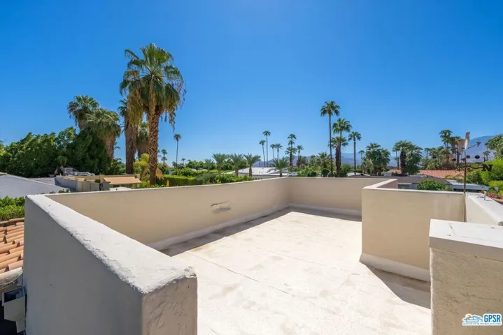 354 E Valmonte Sur, Palm Springs, California 92262