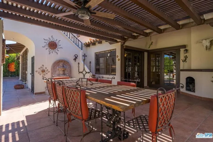 354 E Valmonte Sur, Palm Springs, California 92262