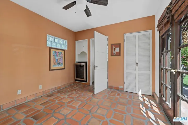 354 E Valmonte Sur, Palm Springs, California 92262