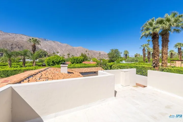 354 E Valmonte Sur, Palm Springs, California 92262