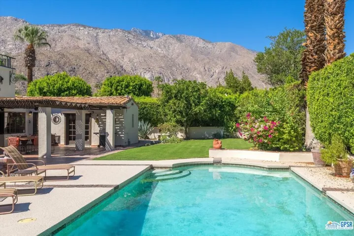 354 E Valmonte Sur, Palm Springs, California 92262