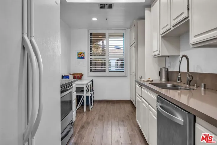 2131 Century Park Lane 416, Los Angeles, California 90067