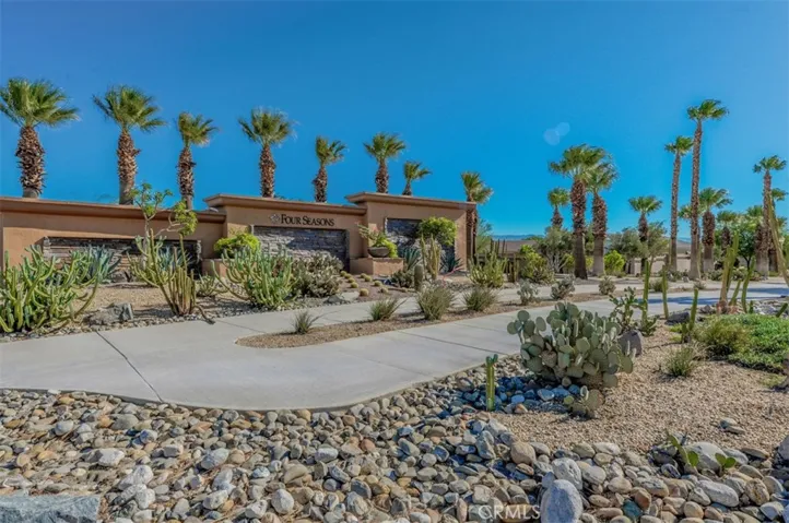 2667 Desert Breeze Way, Palm Springs, California 92262