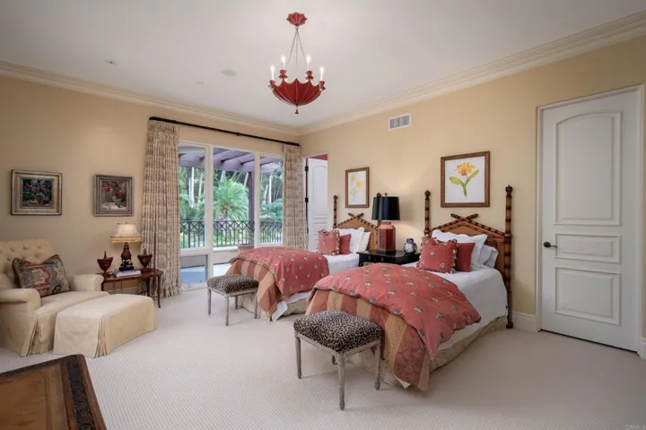 4434 Los Pinos, Rancho Santa Fe, California 92067