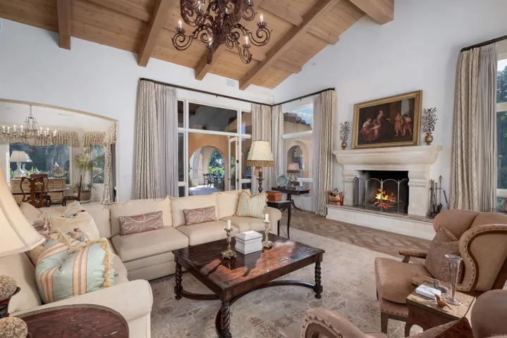 4434 Los Pinos, Rancho Santa Fe, California 92067