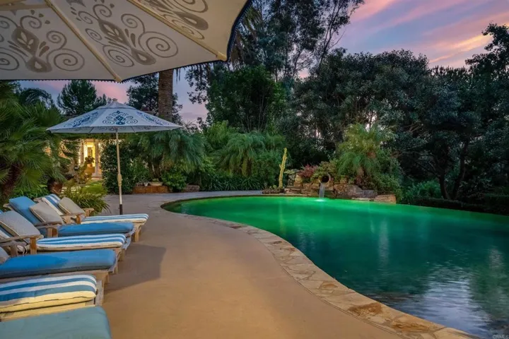 4434 Los Pinos, Rancho Santa Fe, California 92067