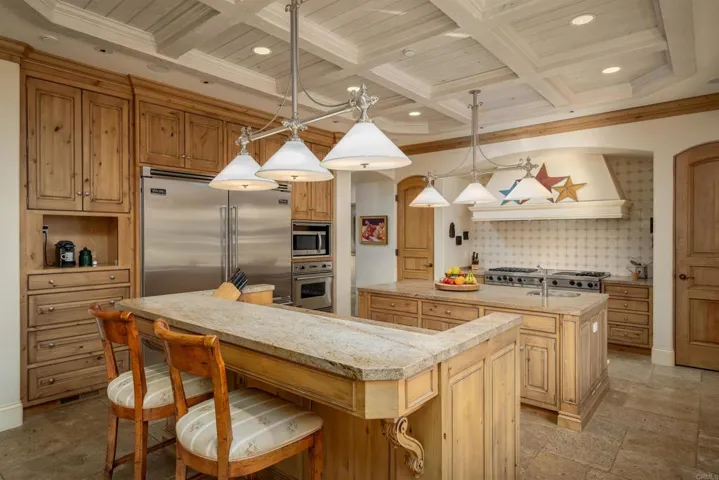 4434 Los Pinos, Rancho Santa Fe, California 92067