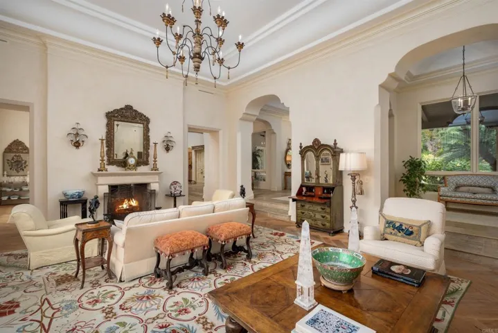 4434 Los Pinos, Rancho Santa Fe, California 92067