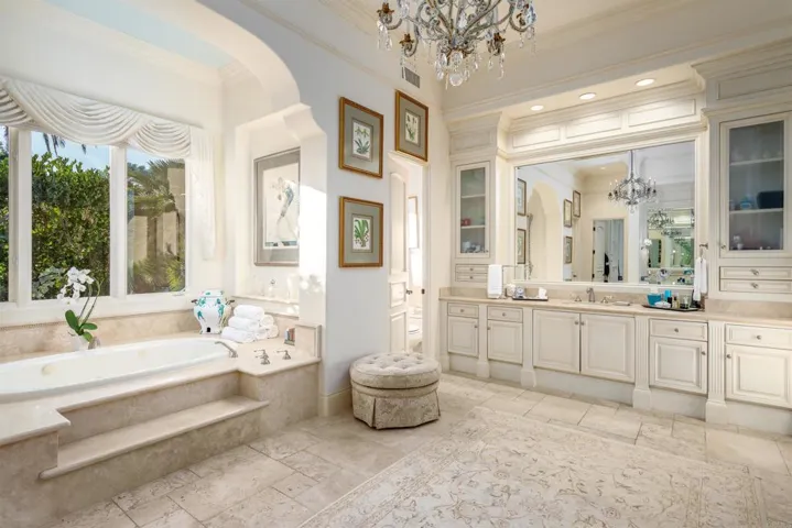 4434 Los Pinos, Rancho Santa Fe, California 92067