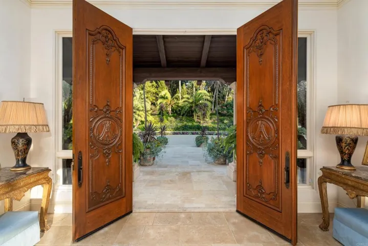 4434 Los Pinos, Rancho Santa Fe, California 92067
