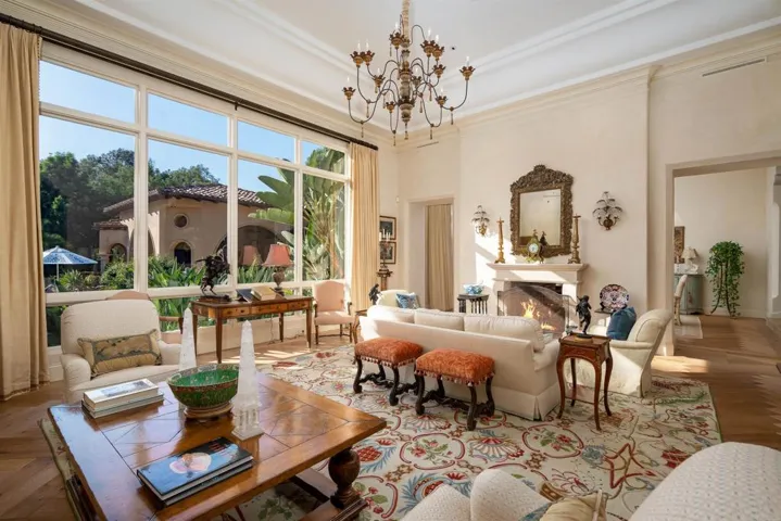 4434 Los Pinos, Rancho Santa Fe, California 92067