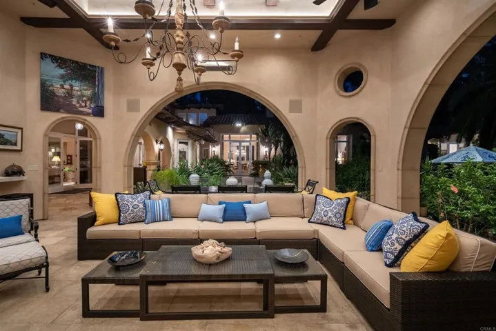 4434 Los Pinos, Rancho Santa Fe, California 92067