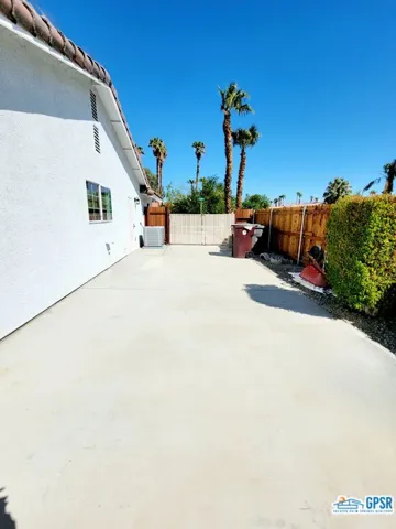 Large RV space