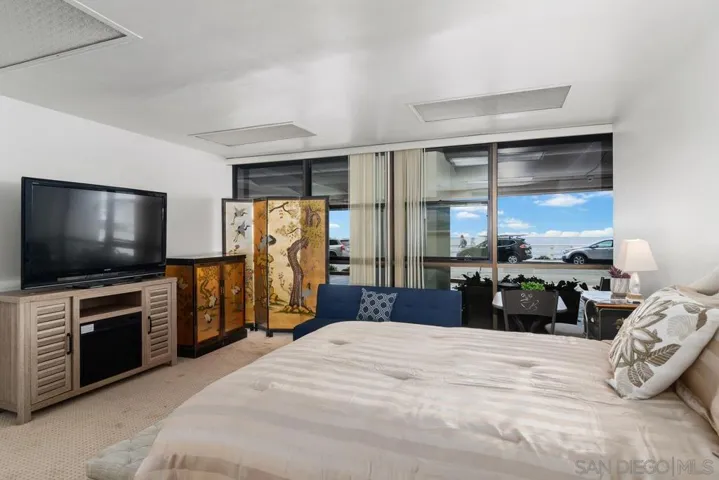 939 Coast Lb, La Jolla, California 92037