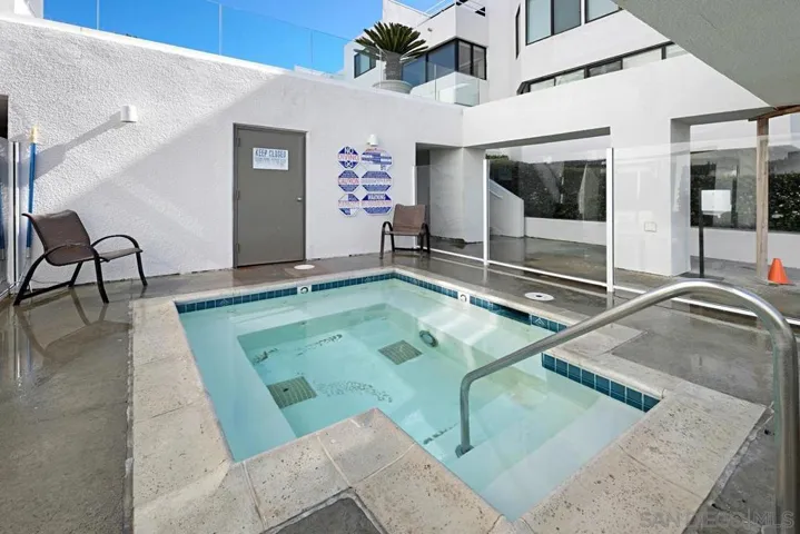 939 Coast Lb, La Jolla, California 92037