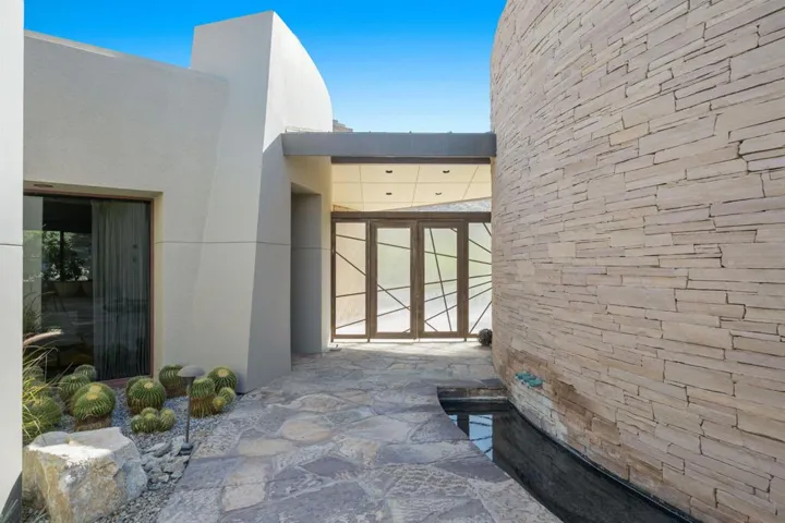20-web-or-mls-CC_Skyridge_0922_020