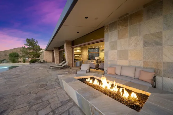 79-web-or-mls-CC_Skyridge_0922_079