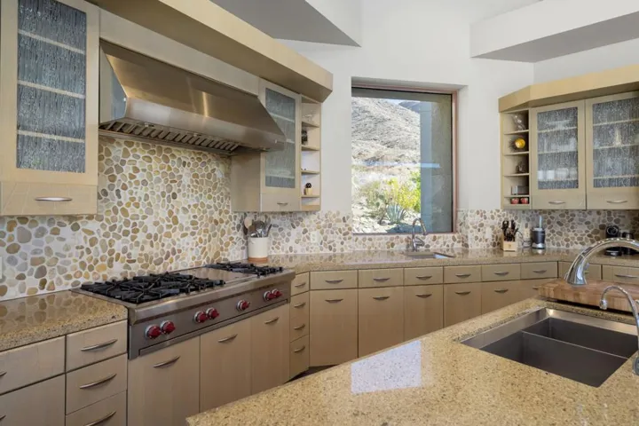33-web-or-mls-CC_Skyridge_0922_033