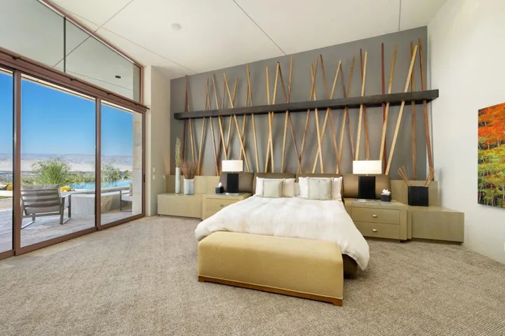 47-web-or-mls-CC_Skyridge_0922_047