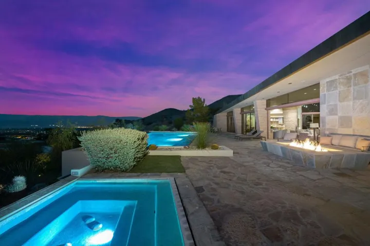 95-web-or-mls-CC_Skyridge_0922_095