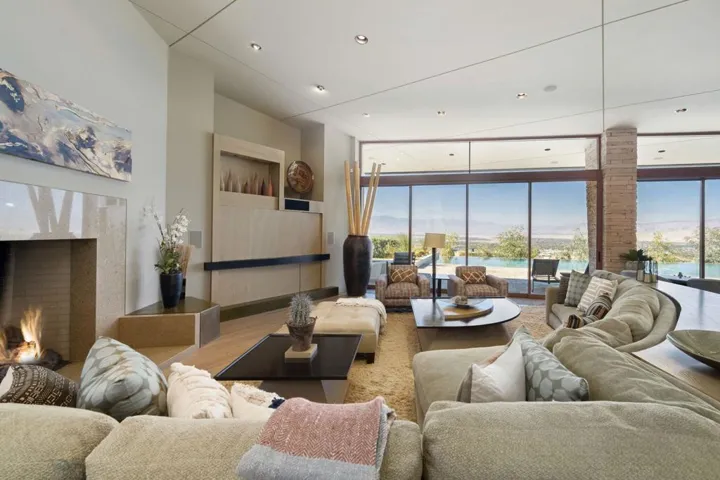 26-web-or-mls-CC_Skyridge_0922_026