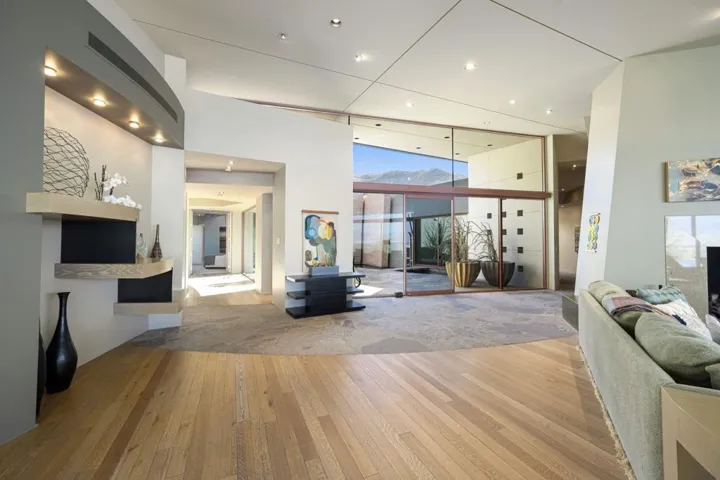 25-web-or-mls-CC_Skyridge_0922_025