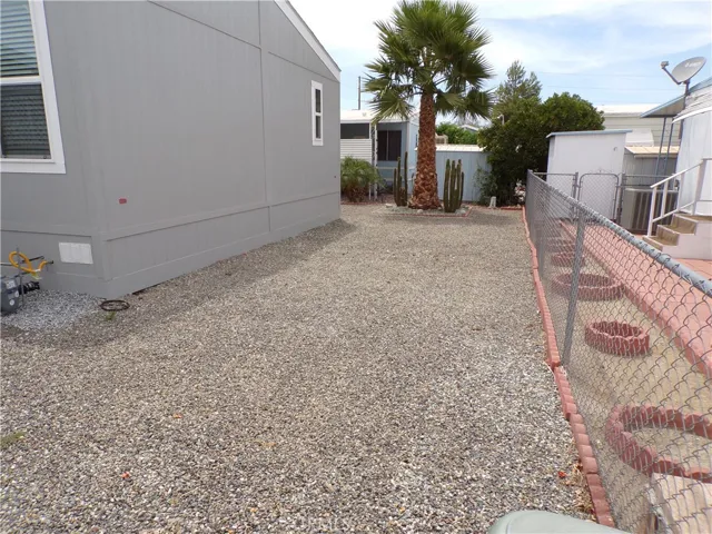 999 S Santa Fe Avenue 91, San Jacinto, California 92583