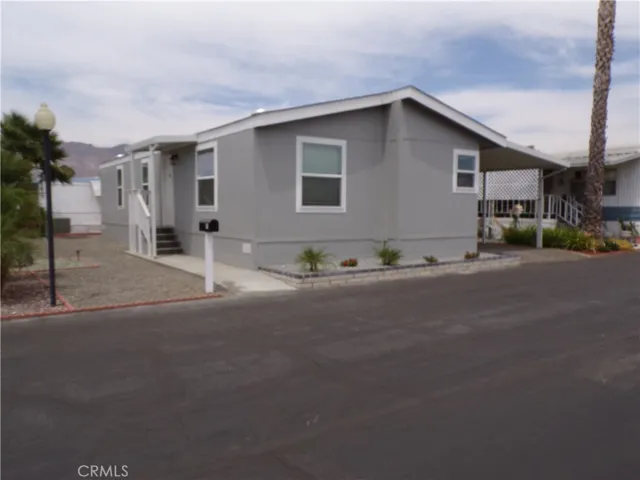 999 S Santa Fe Avenue 91, San Jacinto, California 92583